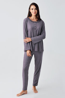 Image of Yaka Detaylı Lohusa Pijama ve Kadife Sabahlık Takımı - 23109