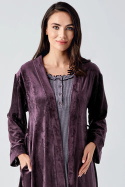 Image of Yaka Detaylı Lohusa Pijama ve Kadife Sabahlık Takımı - 23109