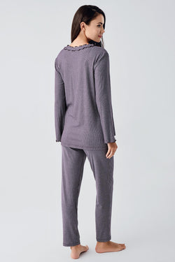 Image of Yaka Detaylı Lohusa Pijama ve Kadife Sabahlık Takımı - 23109