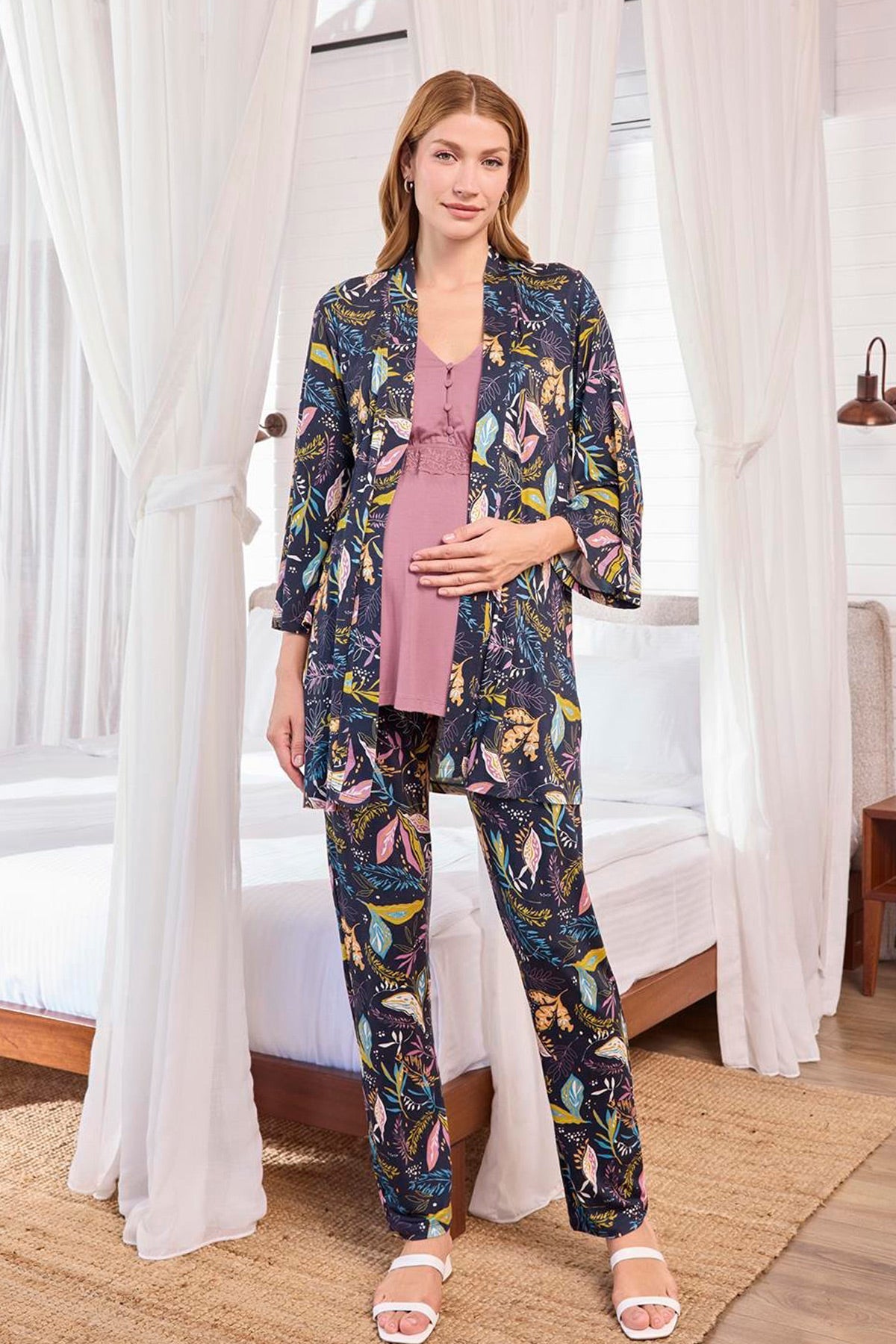 Dantelli Lohusa Pijama ve Desenli Sabahlık Takımı - 25123
