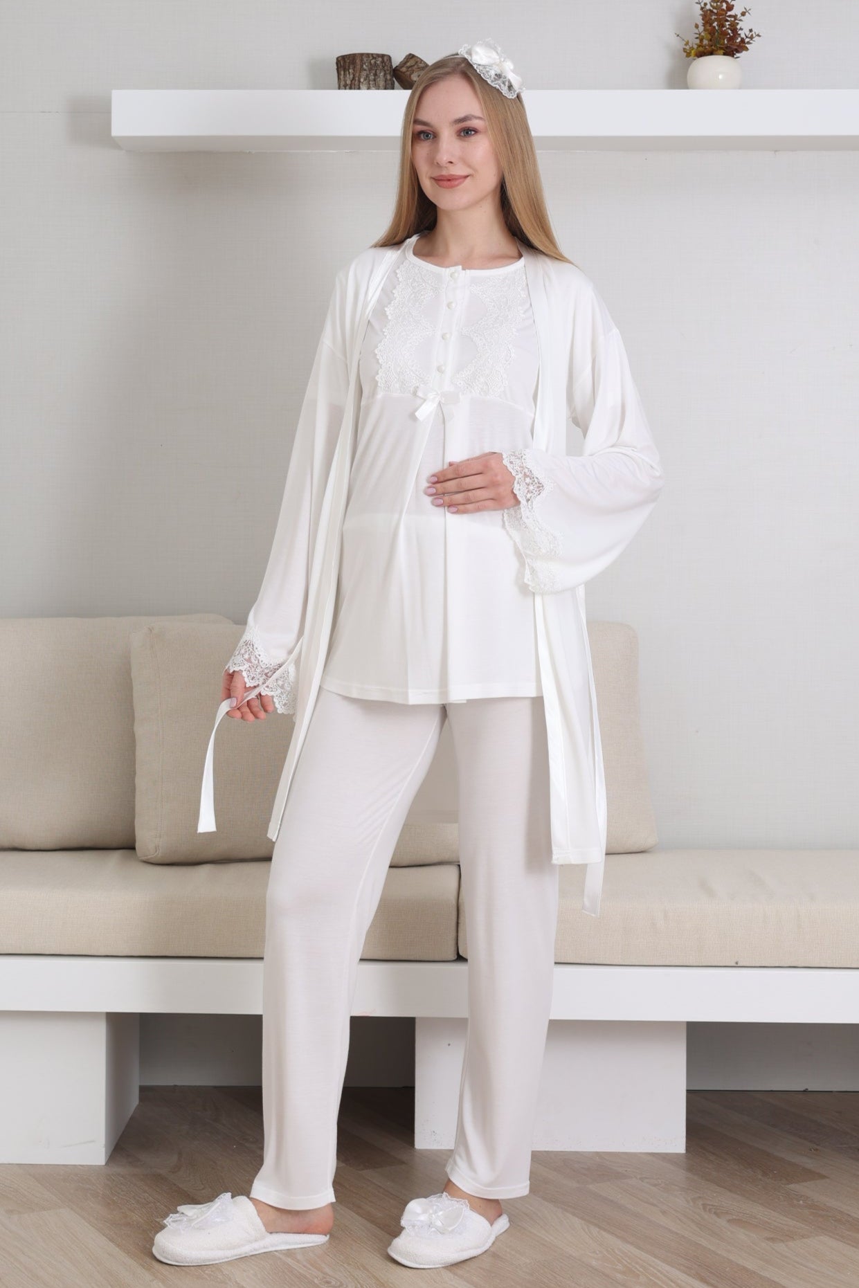 Güpürlü Yaka Lohusa Pijama ve Sabahlık Takımı - 3433