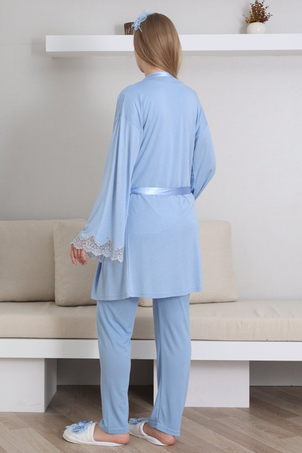 Güpürlü Yaka Lohusa Pijama ve Sabahlık Takımı - 3433